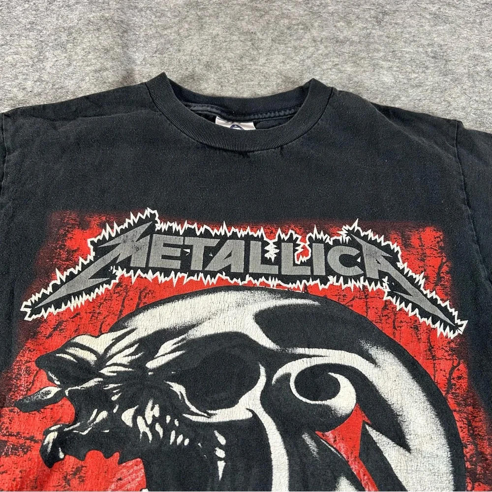 Vintage Metallica Shirt Mens Medium Black 2004 World Tour Pushead Madly In Anger